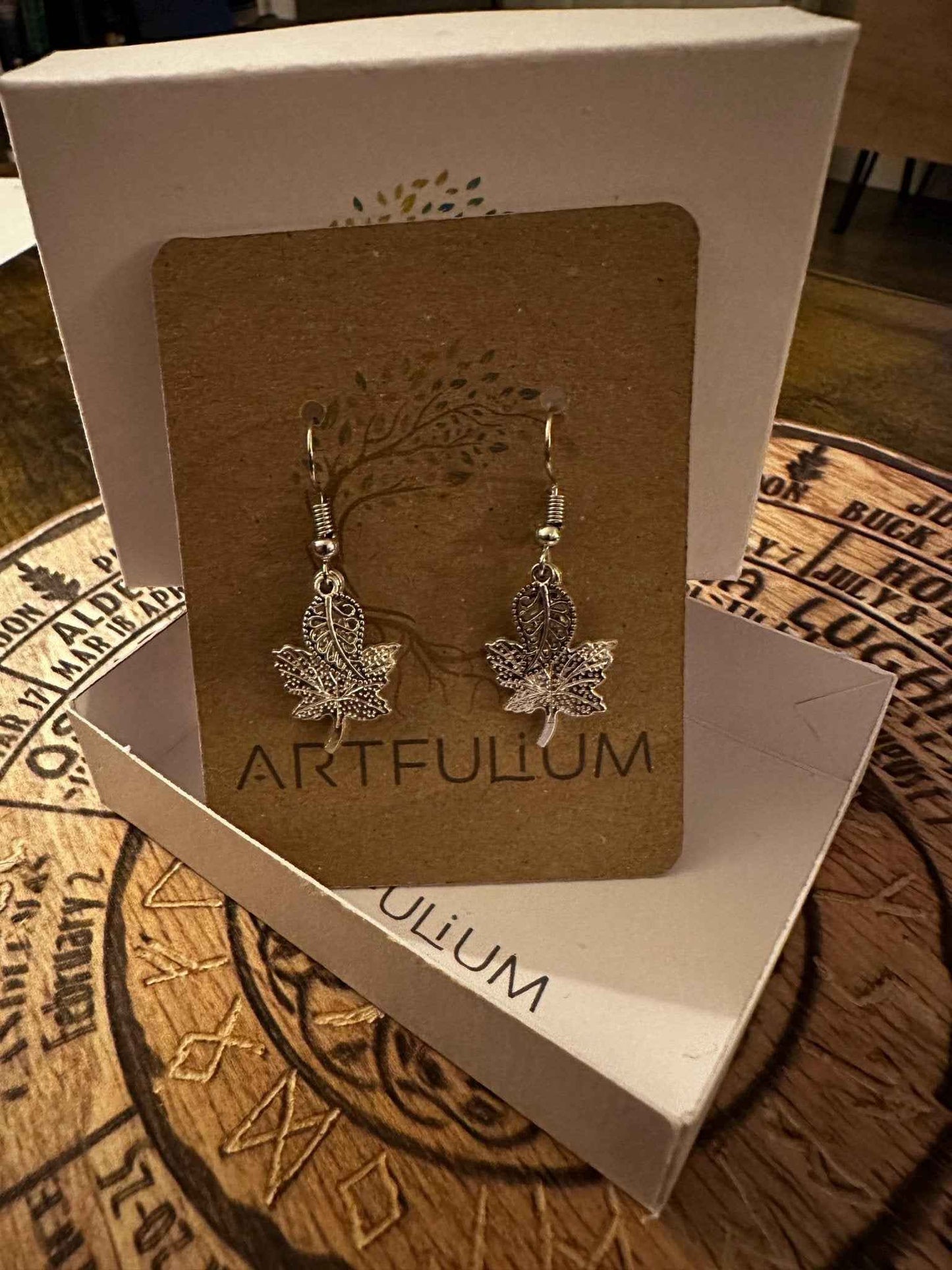 Hypoallergenic Autumn Oak Leaf Earrings - Sensitive Ears Dangle Jewelry