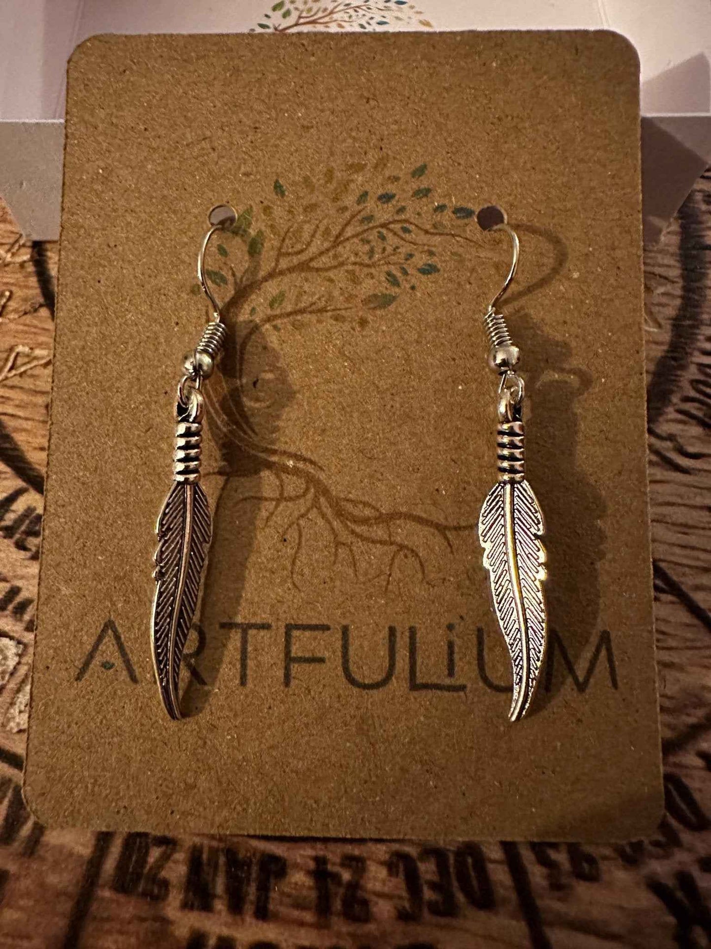 Delicate Feather Dangle Earrings | Nature-Inspired Jewelry for Elegant Style